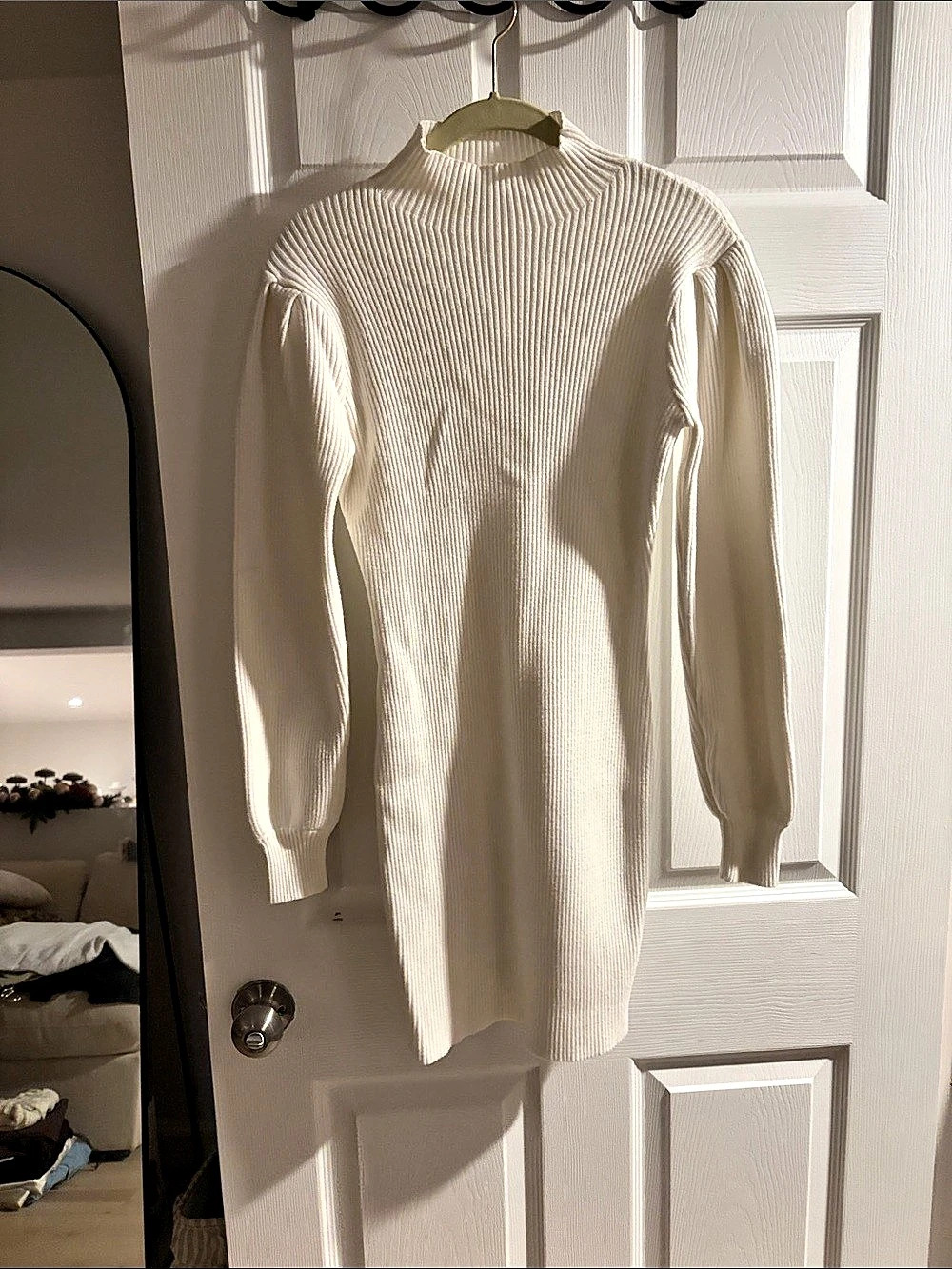 Ribbed Turtleneck Mini Dress in White Size Small Like New